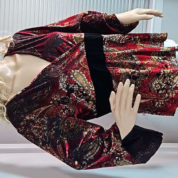 Boho Velvet Paisley Wrap Top with Bell Sleeves - Size XL (Pre-Owned) - Picture 5 of 13